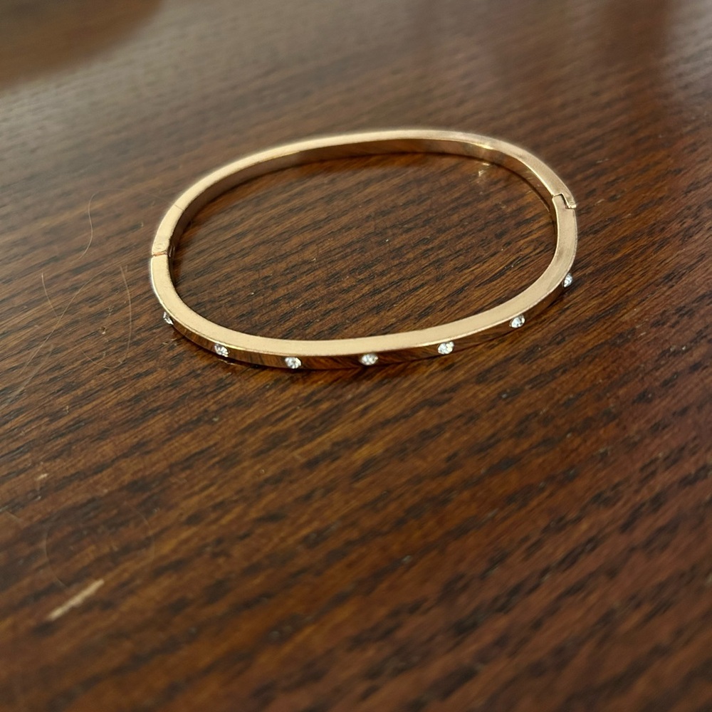 Rose gold bracelet